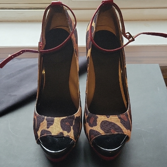 Jessica Simpson Shoes - Jessica Simpson Brown and Black Animal Print Heels